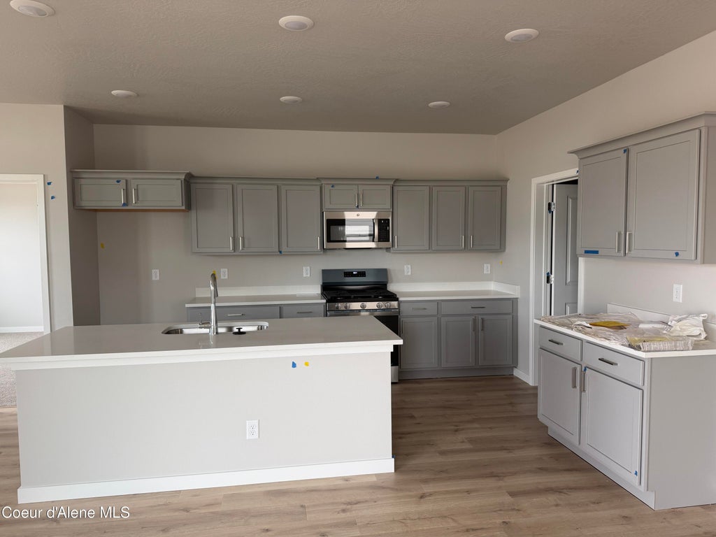 Photo of 3199 Pale Fox St, Post Falls, ID 83854 (MLS # 26-7418)