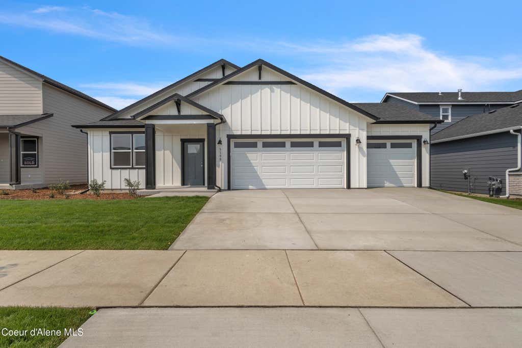 Photo of 3199 Pale Fox St, Post Falls, ID 83854 (MLS # 26-7418)