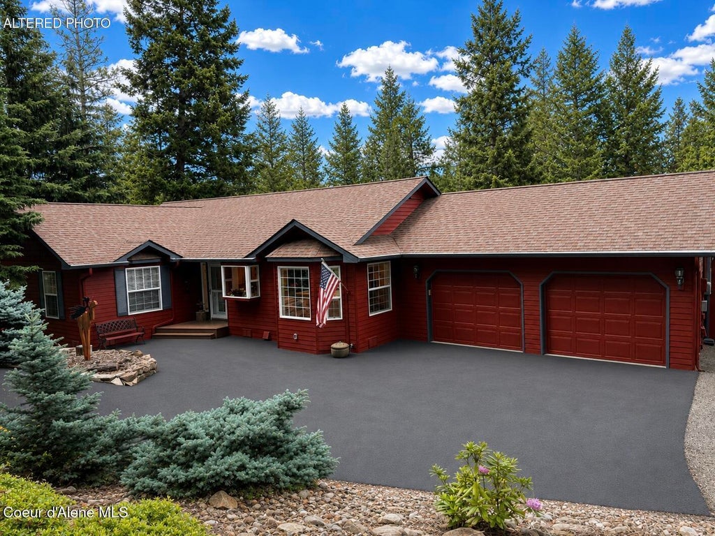 Photo of 12735 Sherwood Ct, Hayden, ID 83835 (MLS # 26-6556)