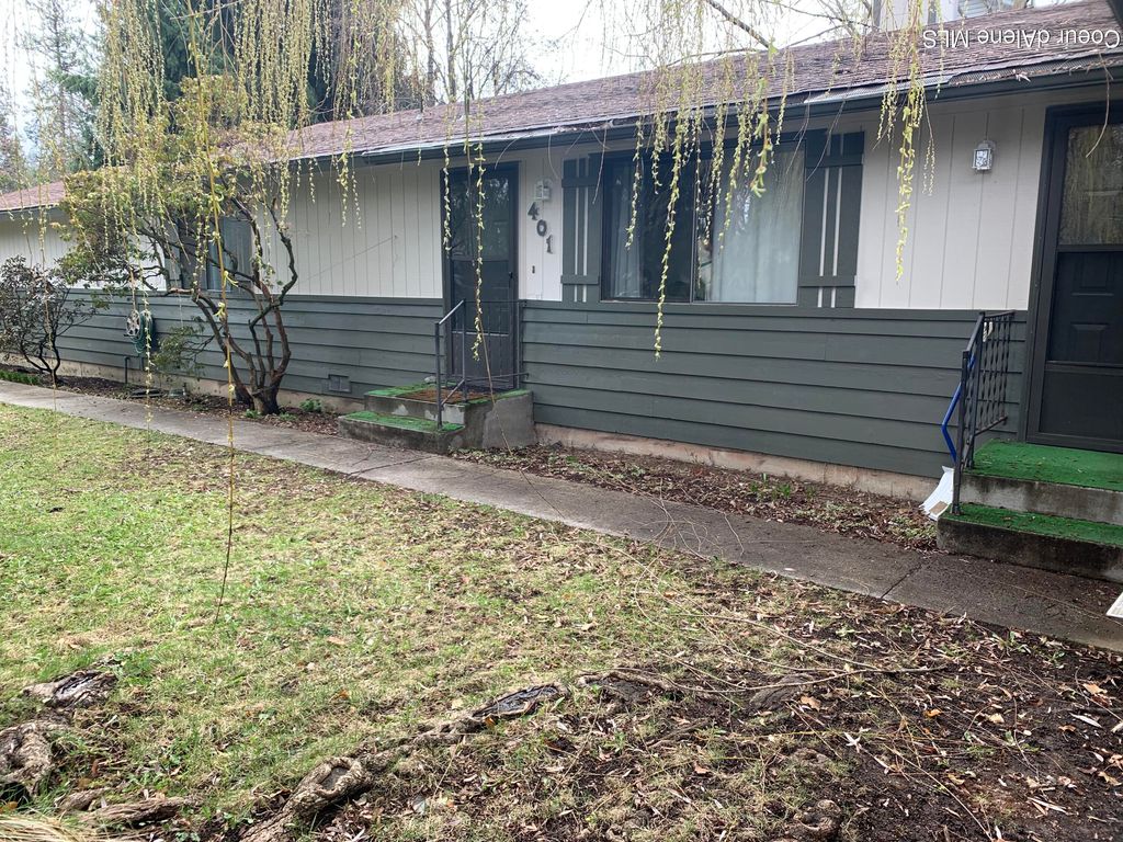 Photo of 401 N 21st ST, Coeur dAlene, ID 83814 (MLS # 23-2883)