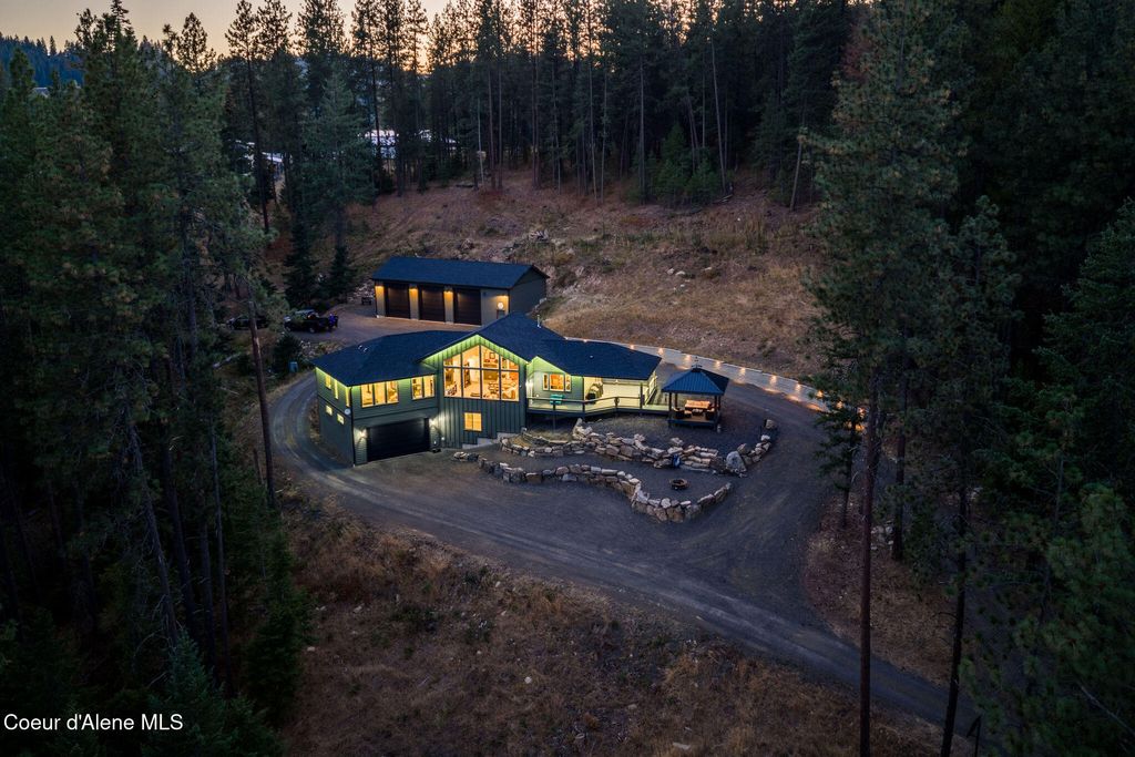 Photo of 5045 COUGAR GULCH Rd, Coeur dAlene, ID 83814 (MLS # 25-9742)