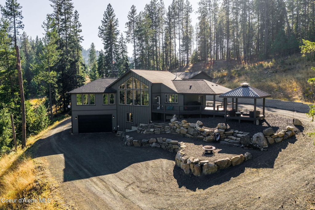Photo of 5045 COUGAR GULCH Rd, Coeur dAlene, ID 83814 (MLS # 25-9742)