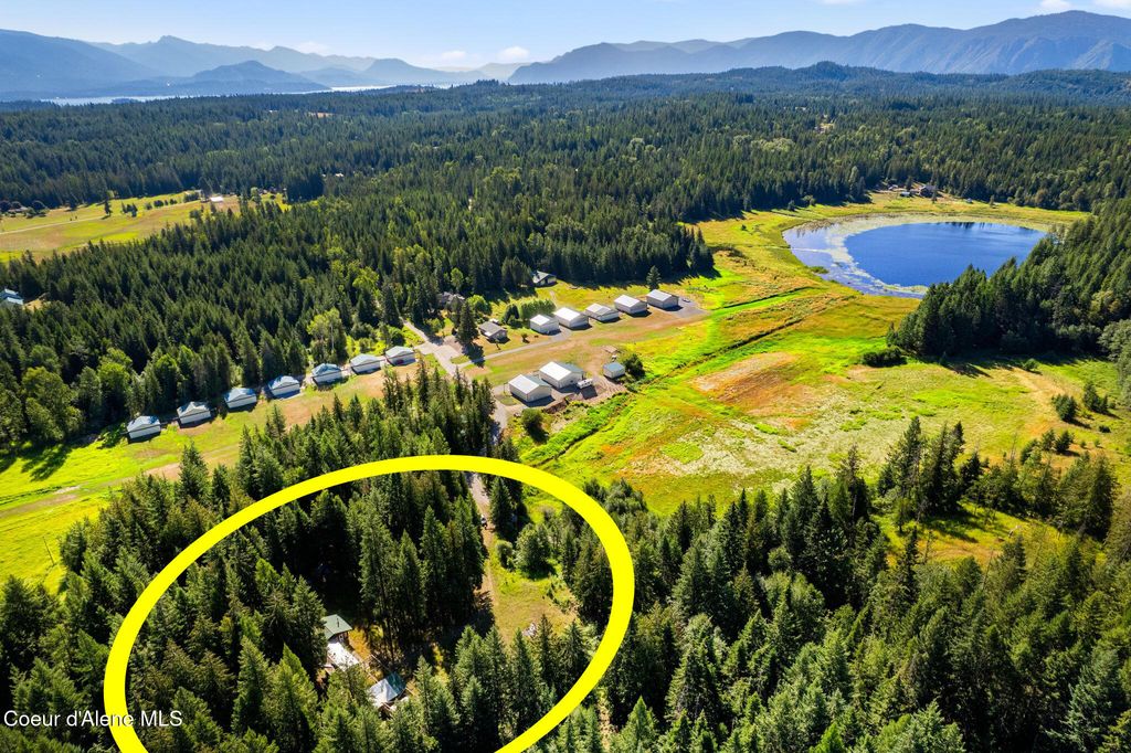 Photo of 7 Timber Haven Haven, Sagle, ID 83860 (MLS # 25-8631)