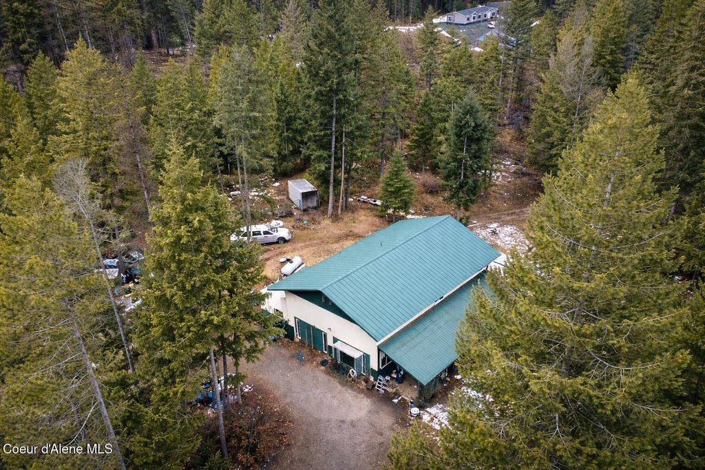 Photo of 4821 Vay Rd, Priest River, ID 83856 (MLS # 26-1510)