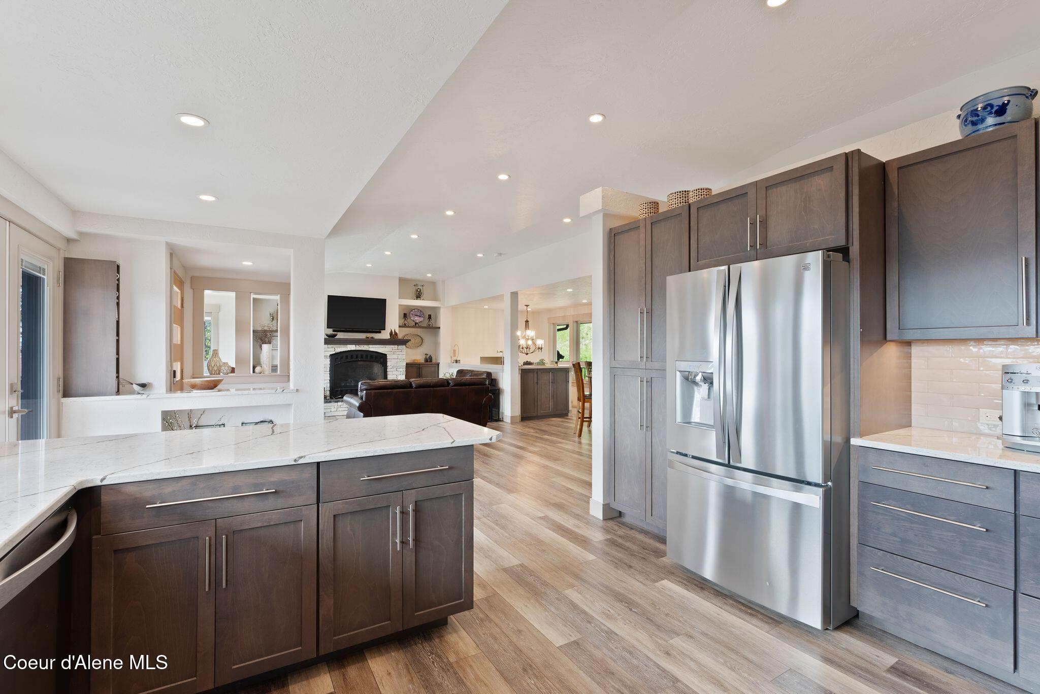 2406 S Silver Beach, Coeur d'Alene, Alaska image 23
