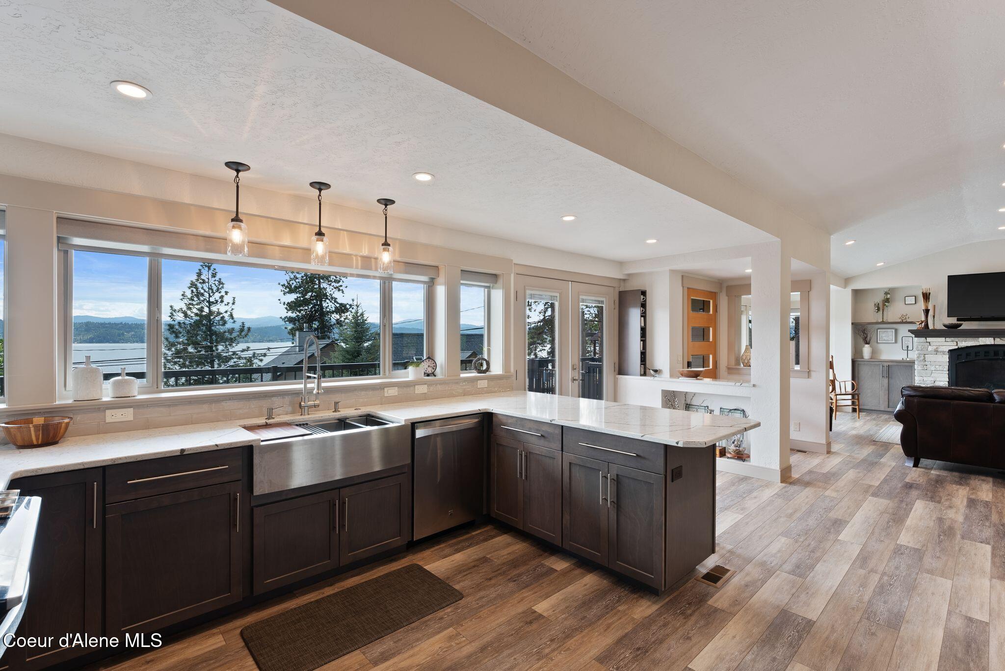 2406 S Silver Beach, Coeur d'Alene, Alaska image 21