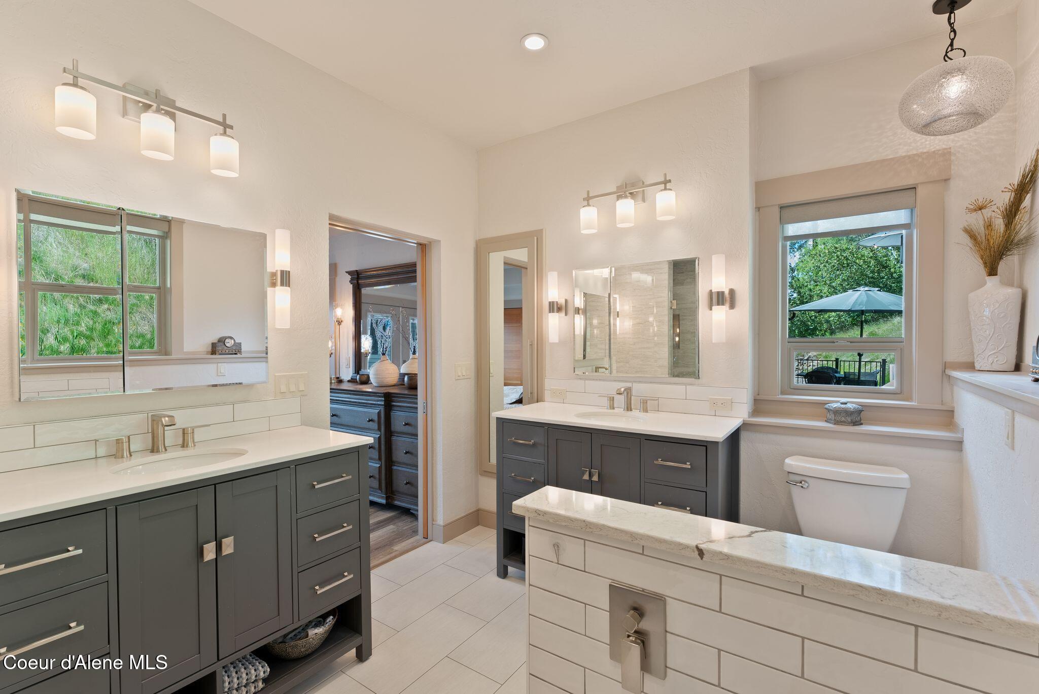 2406 S Silver Beach, Coeur d'Alene, Alaska image 31