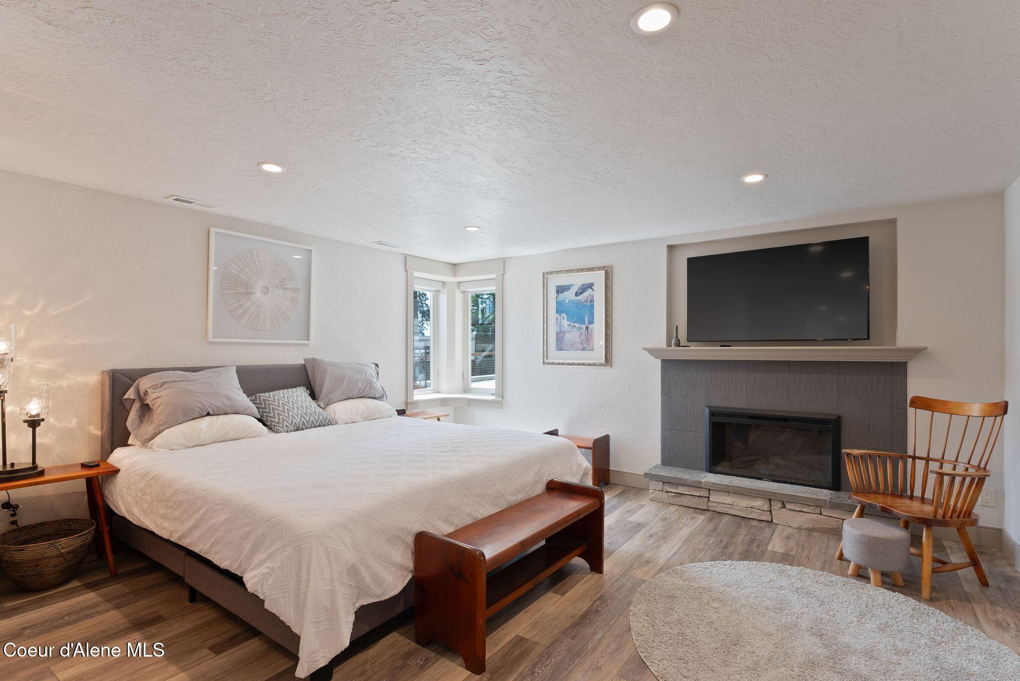 2406 S Silver Beach, Coeur d'Alene, Alaska image 36