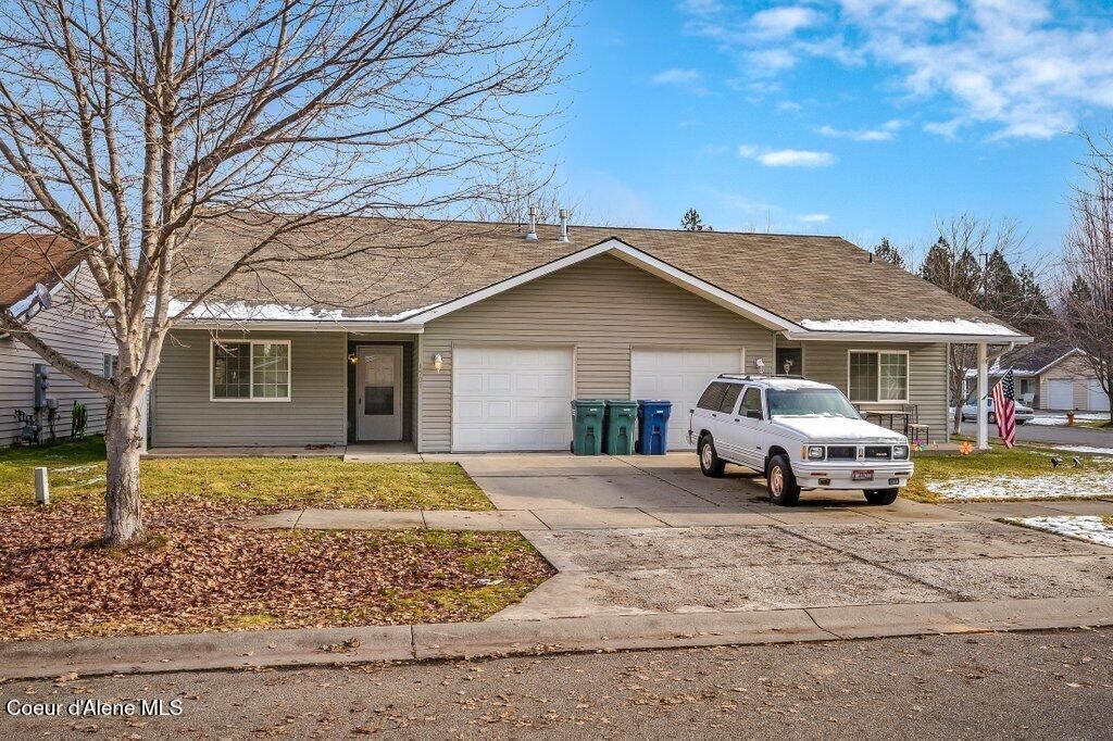 Photo of 1501/1511 E Peggy Loop, Coeur dAlene, ID 83815 (MLS # 25-540)