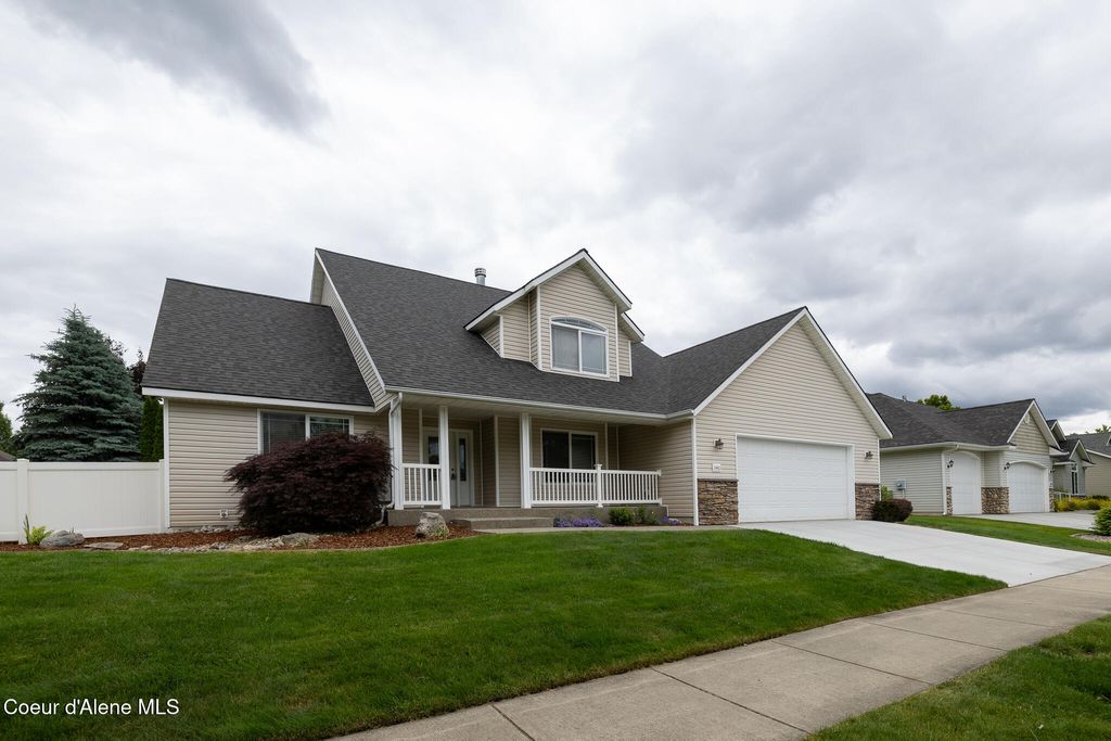 Photo of 11440 Rocking R RD, Hayden, ID 83835 (MLS # 26-6701)