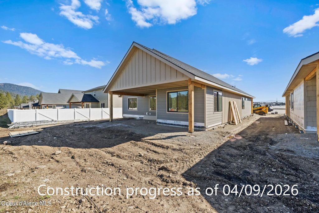 Photo of 13379 Bale St, Rathdrum, ID 83858 (MLS # 26-3353)