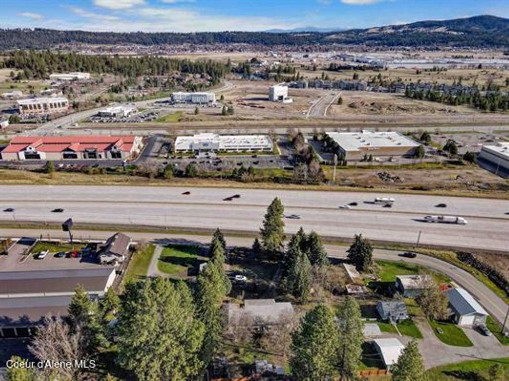 Photo of 13604/06 Nora Ave, Spokane Valley, WA 99216 (MLS # 25-5965)