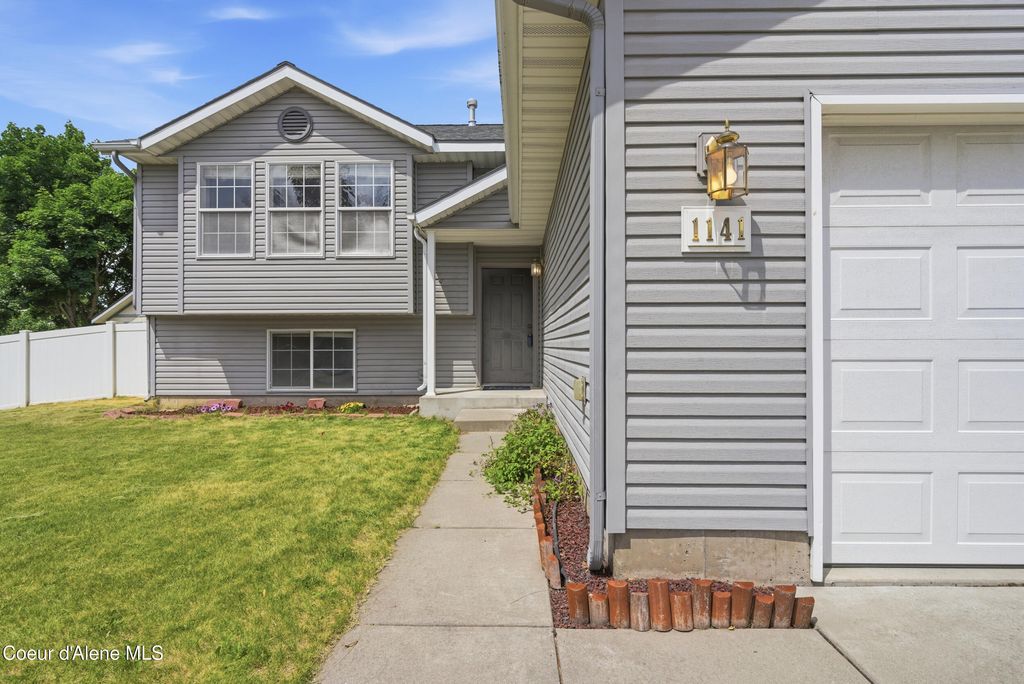Photo of 1141 Bainbridge ST, Post Falls, ID 83854 (MLS # 26-5667)