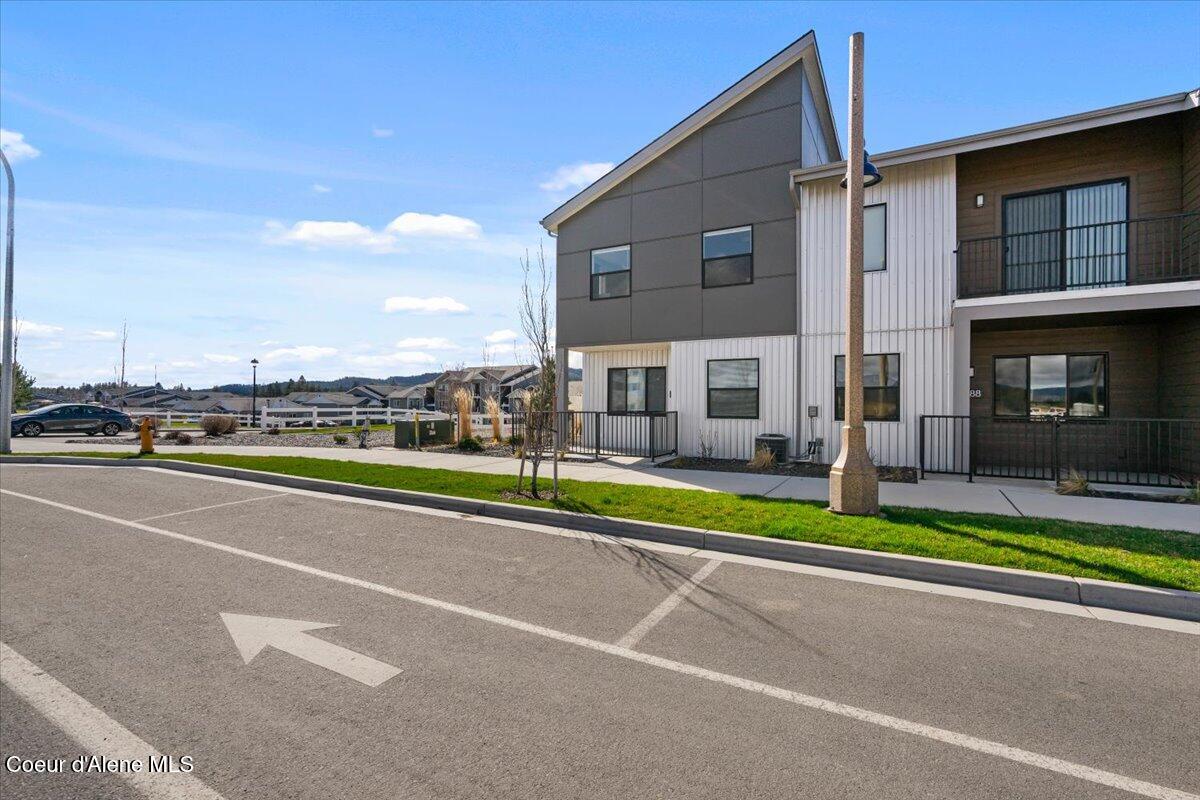 1090 E 4th Ave, Post Falls, Texas image 10