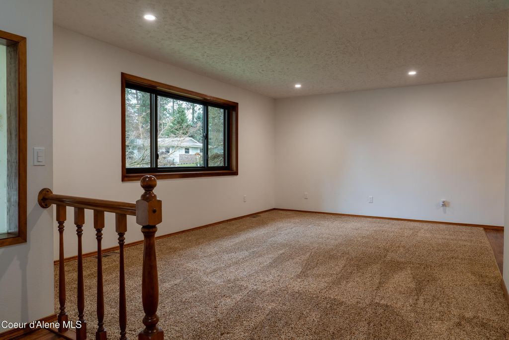 Photo of 5716 Parkwood, Coeur dAlene, ID 83815 (MLS # 26-2651)