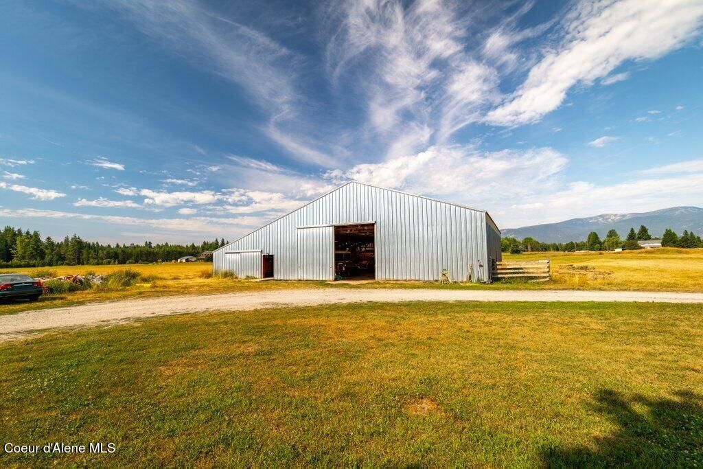 Photo of 1140 Jacobson Rd, Sandpoint, ID 83864 (MLS # 26-1241)