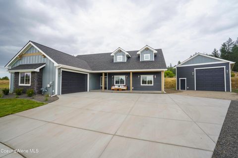 Photo of 4550 SAVEA Ln, Post Falls, ID 83854 (MLS # 25-1822)