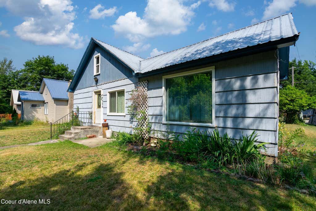 Photo of 306 Hill ST, Smelterville, ID 83868 (MLS # 26-7821)