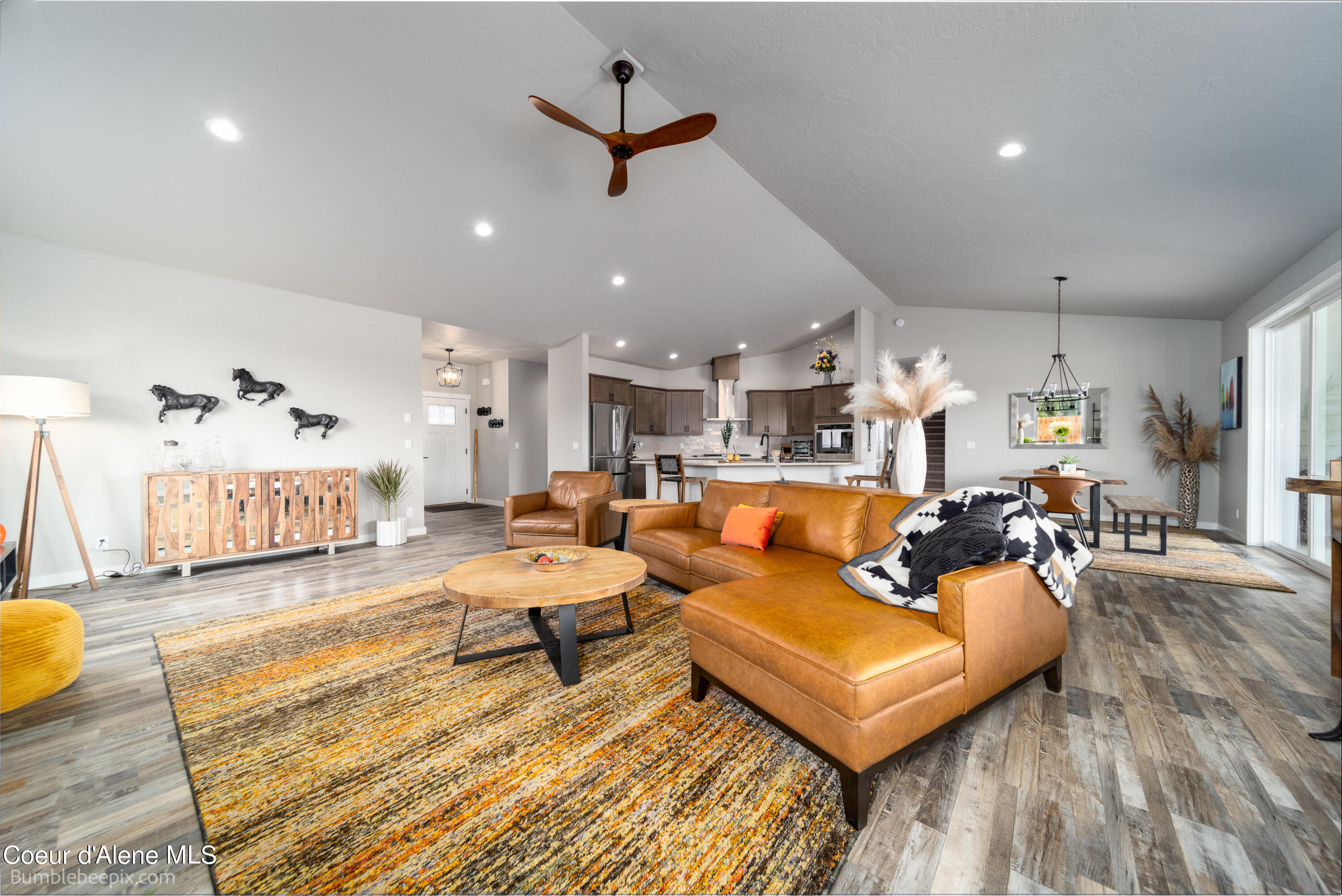 Athol, Idaho 83801, United States, 3 Bedrooms Bedrooms, ,2 BathroomsBathrooms,Residential,Pending,64215