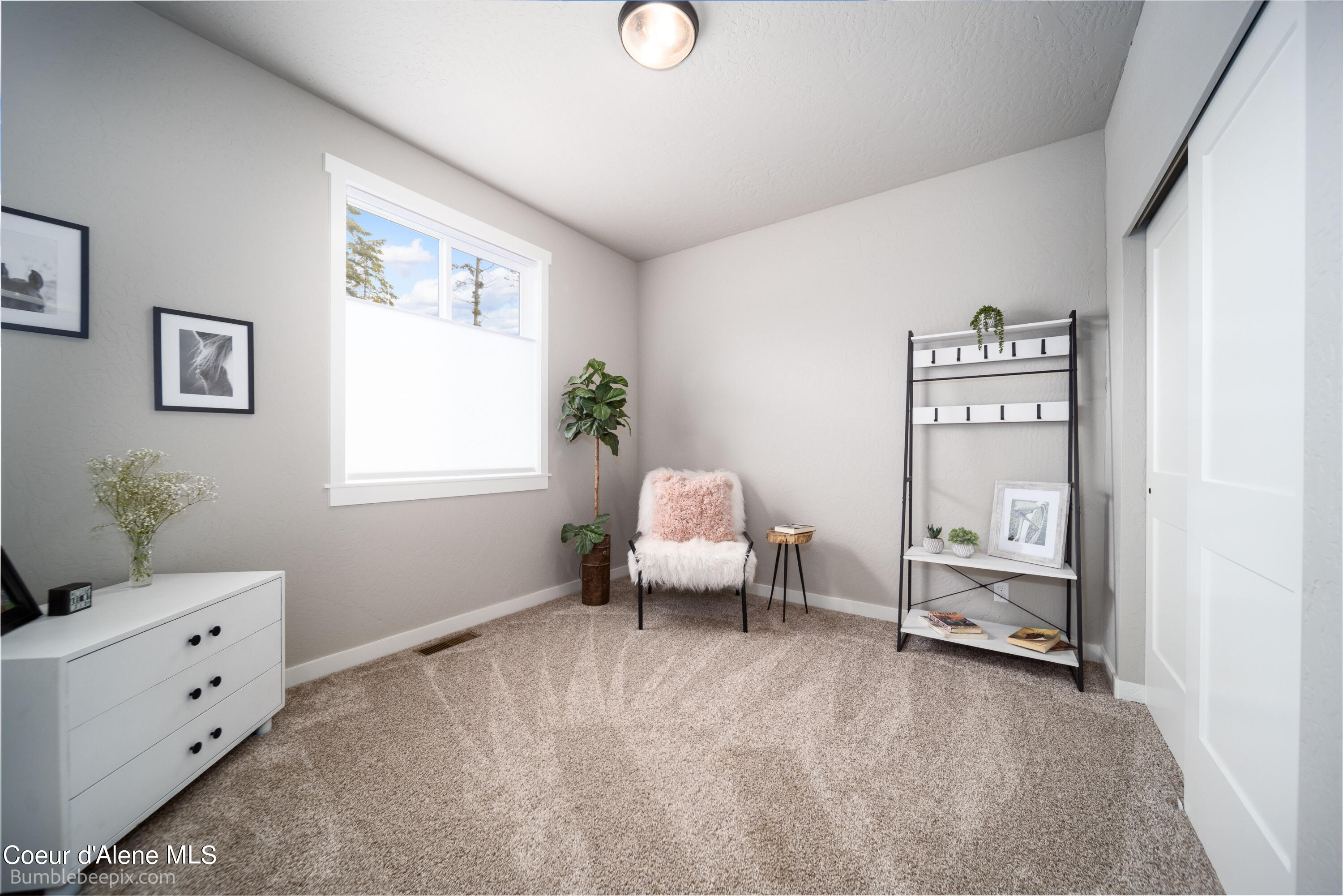 Athol, Idaho 83801, United States, 3 Bedrooms Bedrooms, ,2 BathroomsBathrooms,Residential,Pending,64215