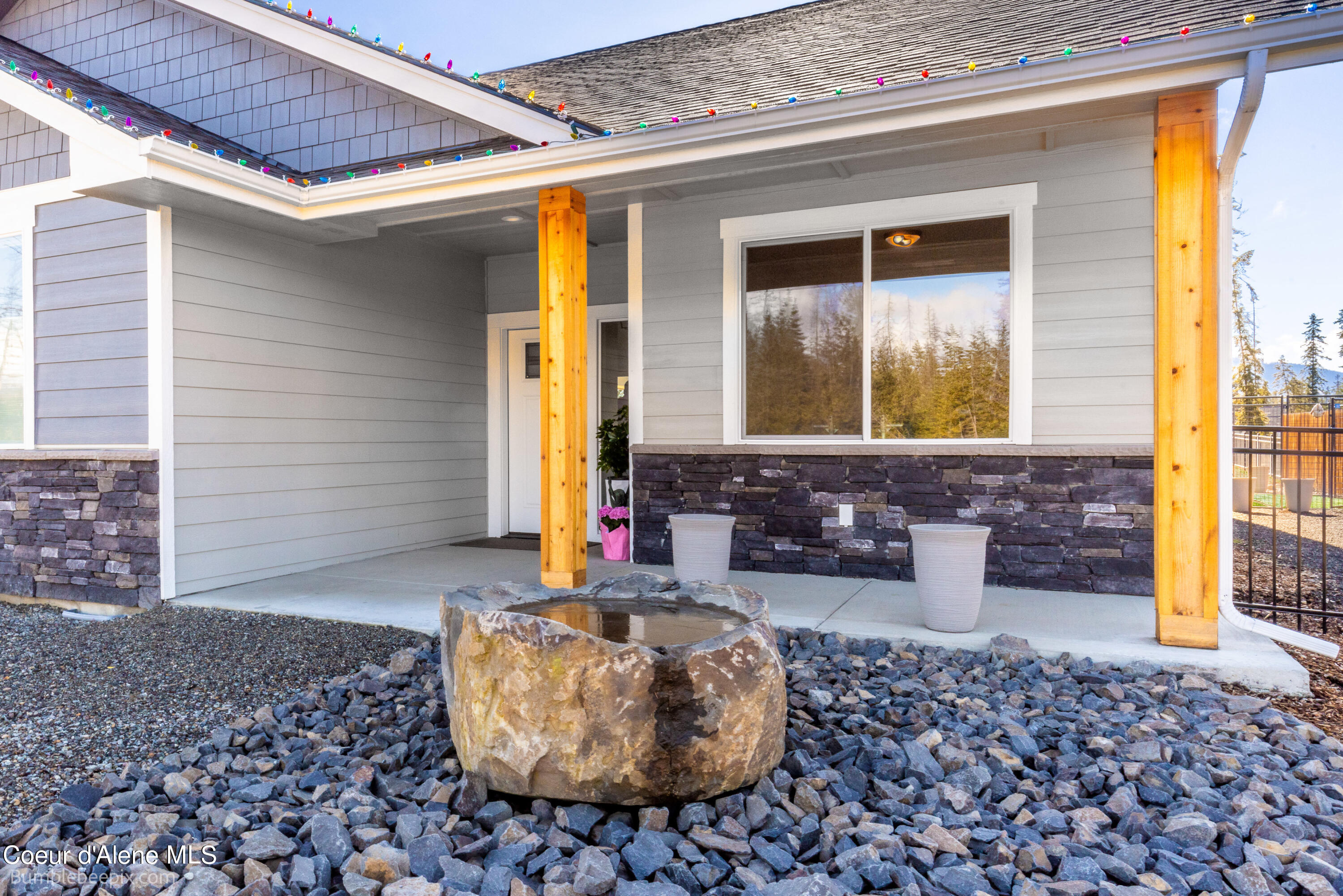 Athol, Idaho 83801, United States, 3 Bedrooms Bedrooms, ,2 BathroomsBathrooms,Residential,Pending,64215