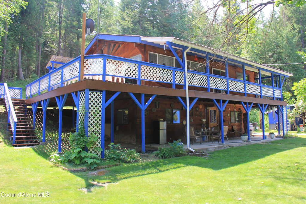 Photo of 497139 US Highway 95 Rd, Naples, ID 83847 (MLS # 25-10385)
