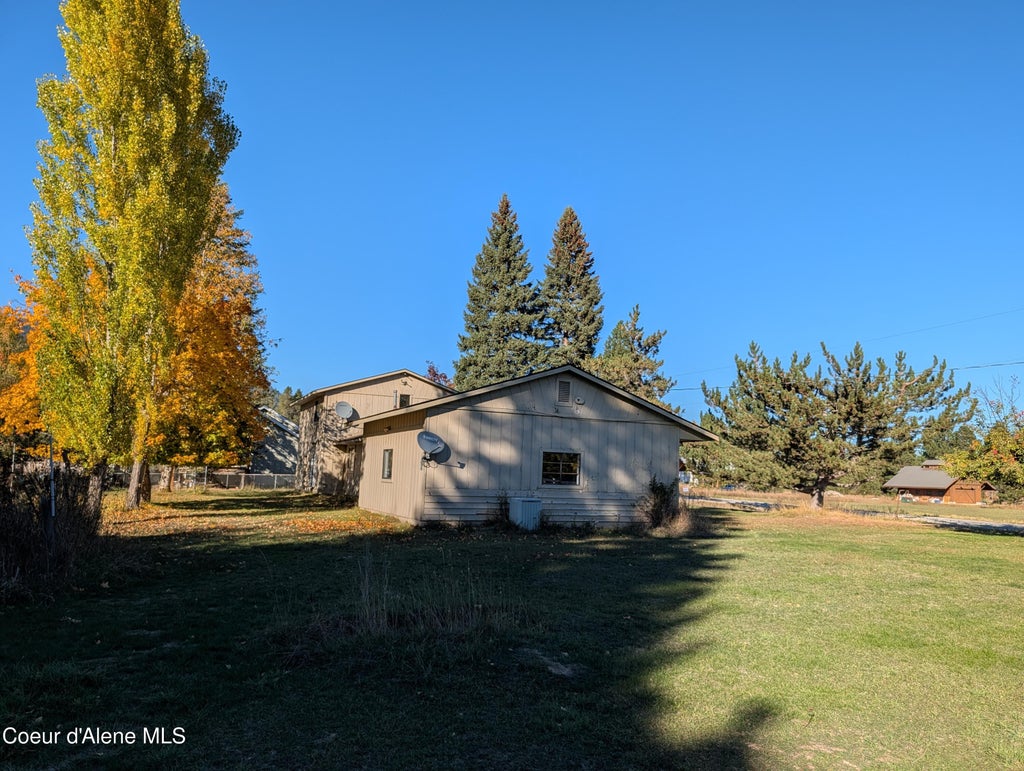 Photo of 242 Pinecrest, Sandpoint, ID 83864 (MLS # 26-10271)