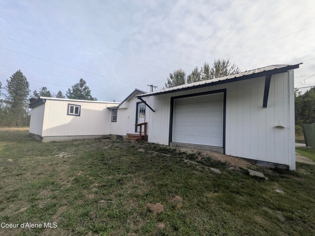 Photo of 65 Aspen Way, Kingston, ID 83839 (MLS # 26-10196)