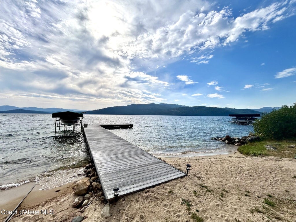 Photo of 1934 Cape Horn Rd, Coolin, ID 83821 (MLS # 26-9038)