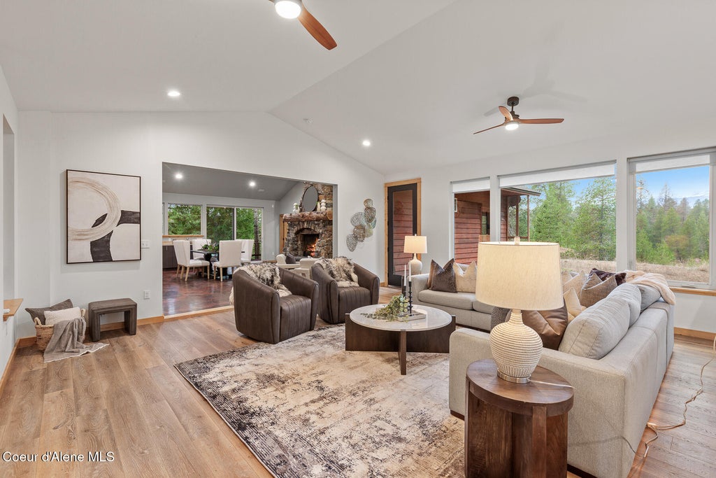 Photo of 672 Hopkins Rd, Sandpoint, ID 83864 (MLS # 26-2862)