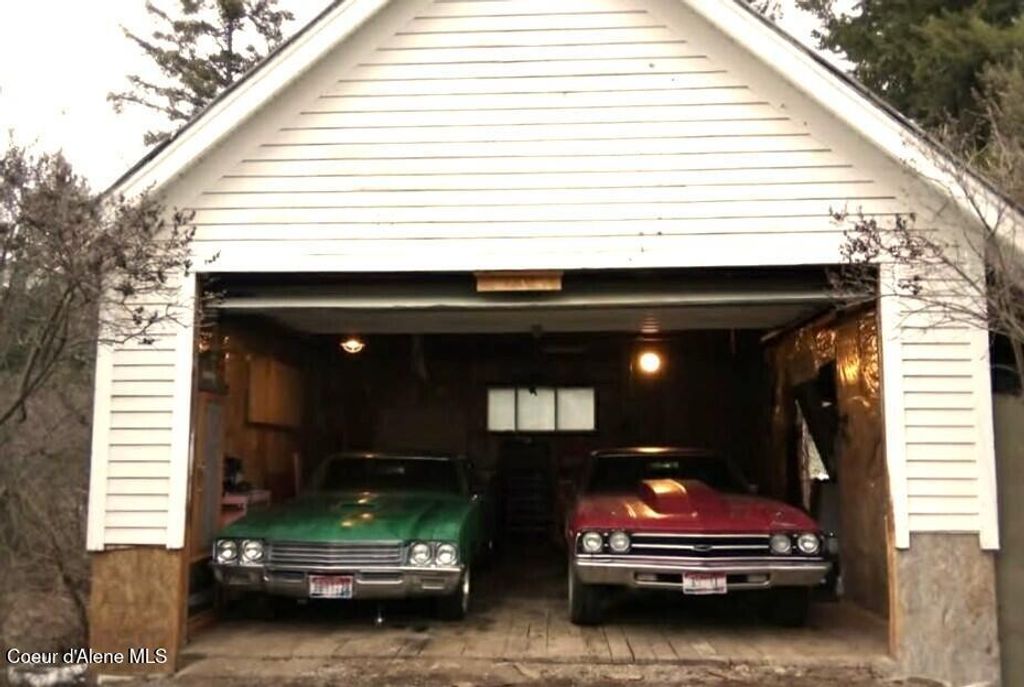 Photo of 131 Electric Ave, Moyie Springs, ID 83845 (MLS # 26-3128)