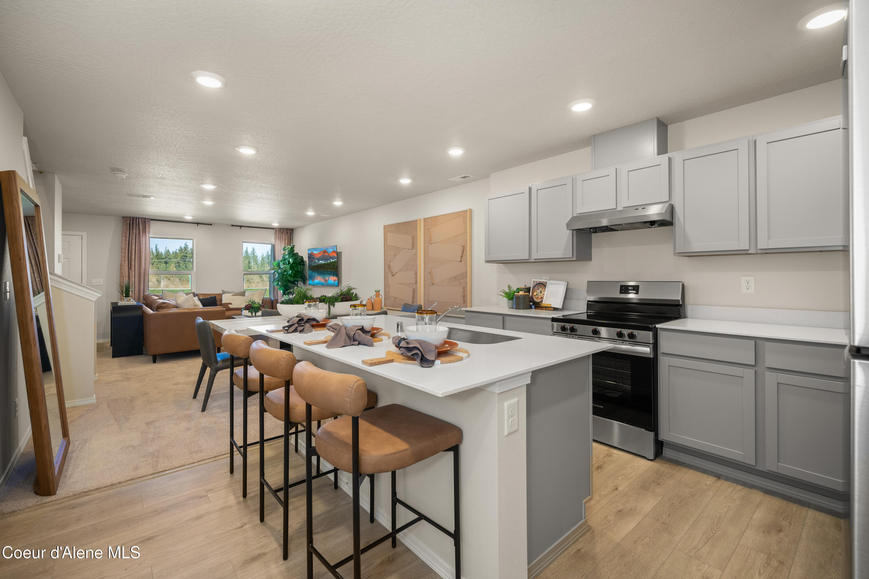 176 E Spirea Ln, Hayden, Idaho image 4