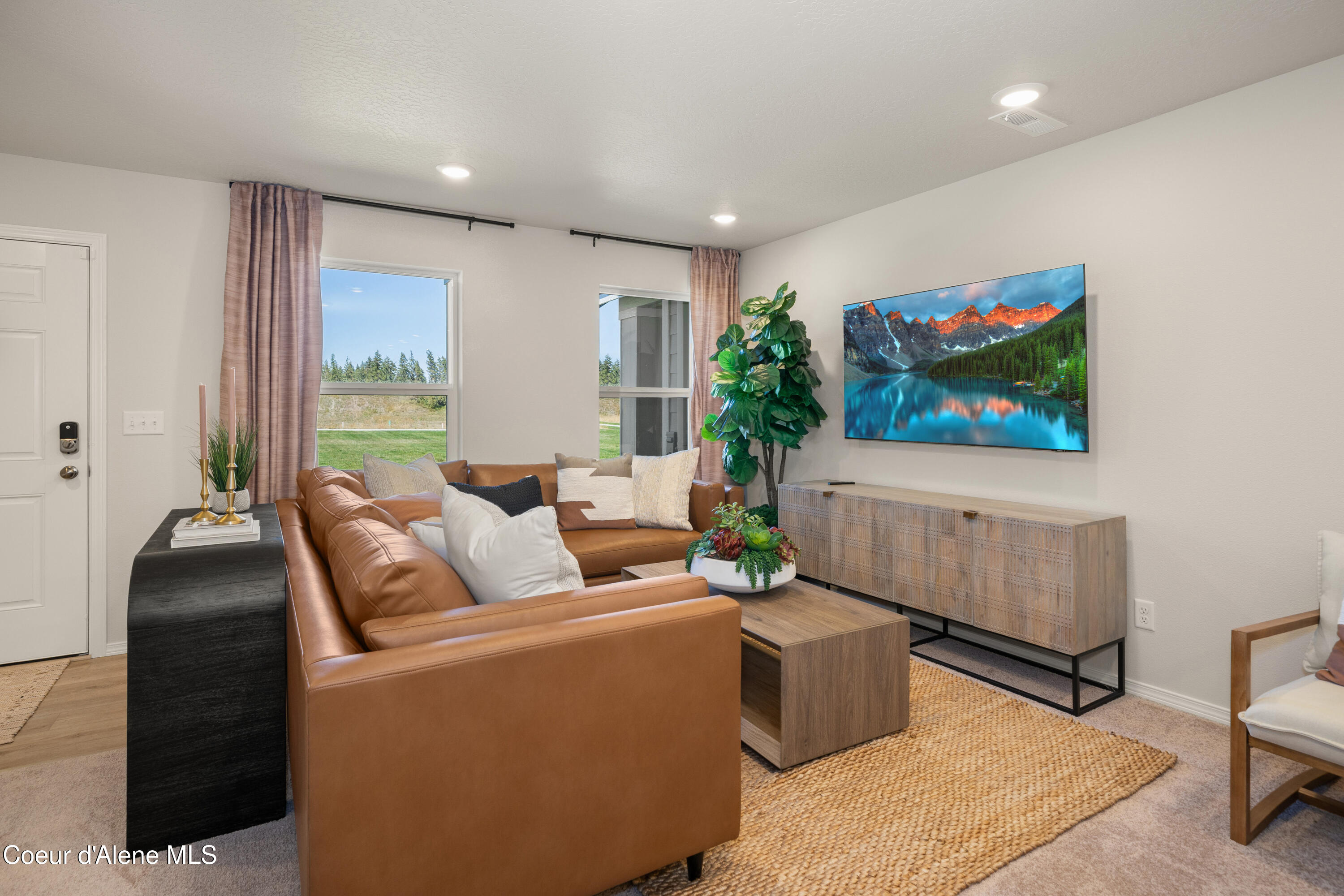 176 E Spirea Ln, Hayden, Idaho image 3