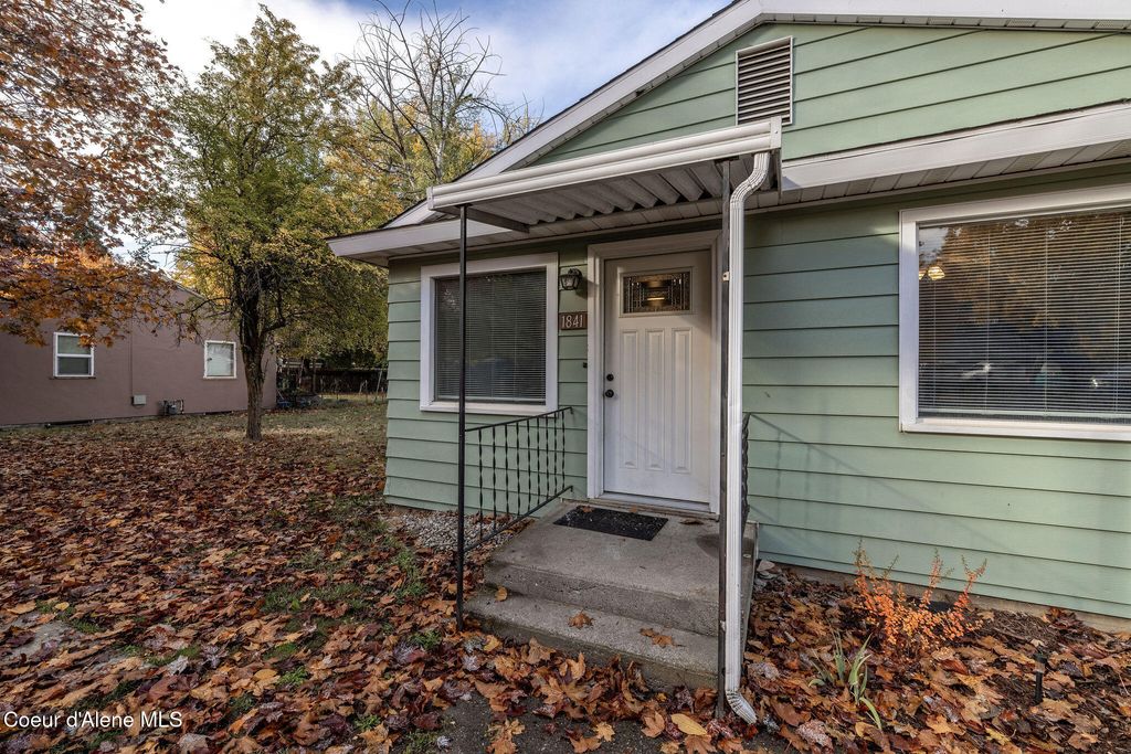 Photo of 1841 A, Coeur dAlene, ID 83814 (MLS # 25-10637)