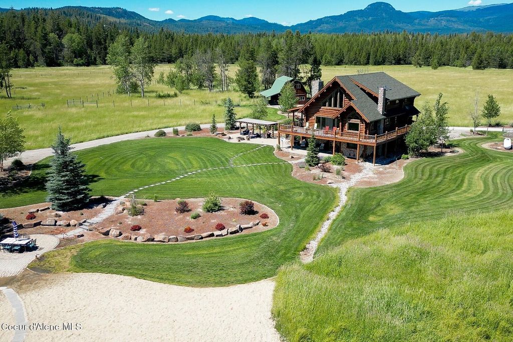 Photo of 296 Camp Peine Rd, Sagle, ID 83860 (MLS # 26-1913)