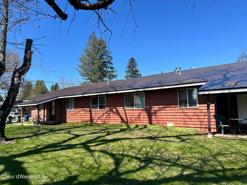 Photo of 406-412 N Jefferson, Sandpoint, ID 83864 (MLS # 25-4080)