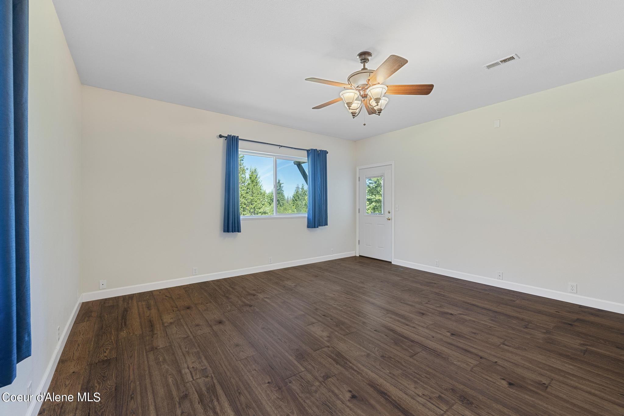 Athol, Idaho 83801, United States, 4 Bedrooms Bedrooms, ,3 BathroomsBathrooms,Residential,Pending,46824