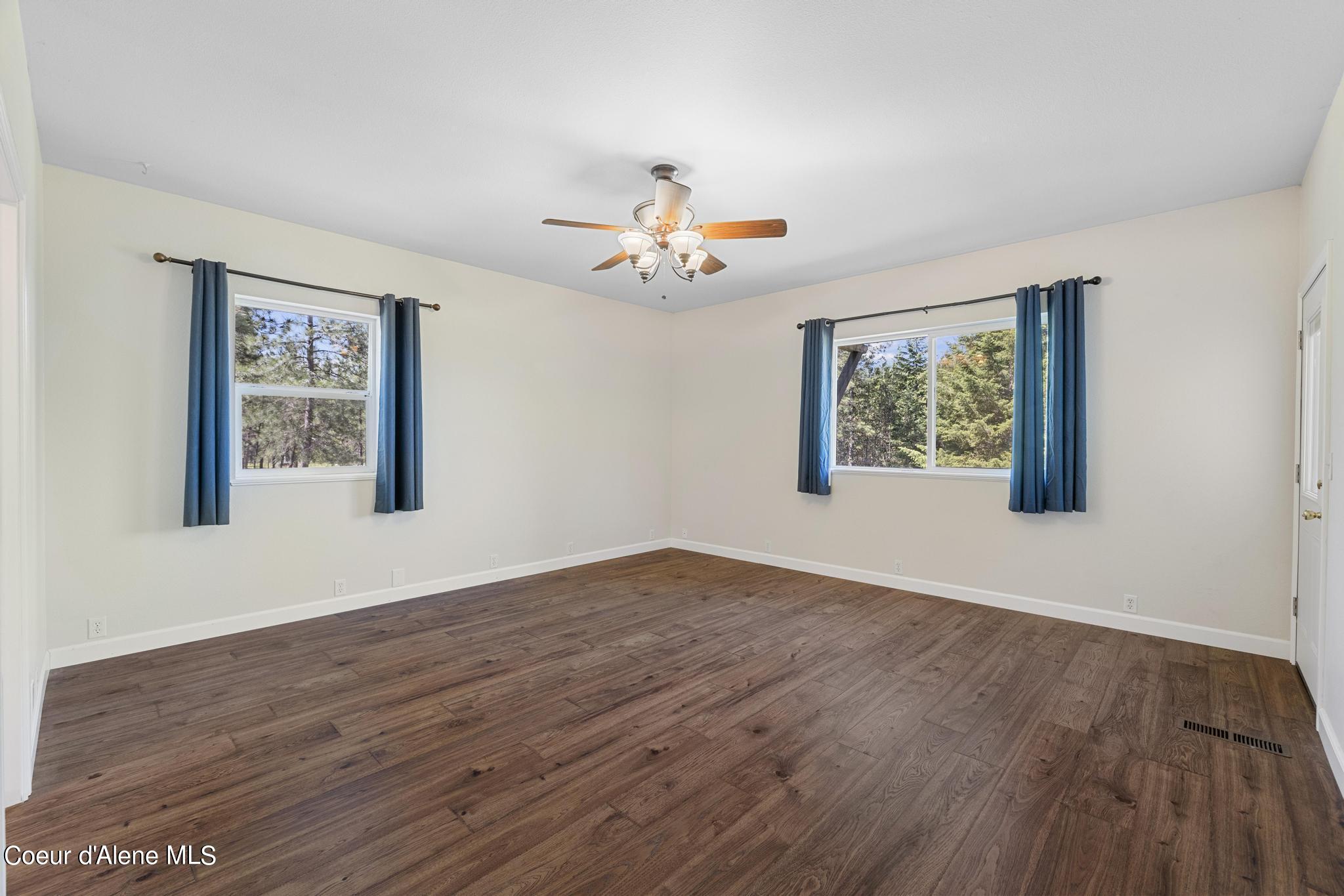 Athol, Idaho 83801, United States, 4 Bedrooms Bedrooms, ,3 BathroomsBathrooms,Residential,Pending,46824