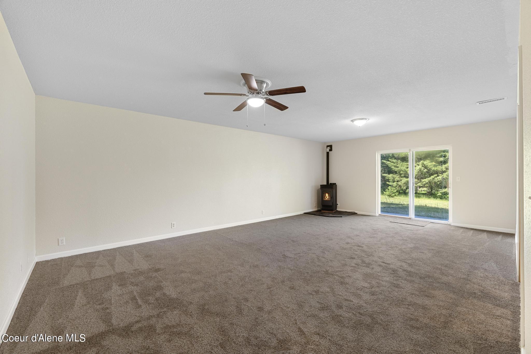 Athol, Idaho 83801, United States, 4 Bedrooms Bedrooms, ,3 BathroomsBathrooms,Residential,Pending,46824