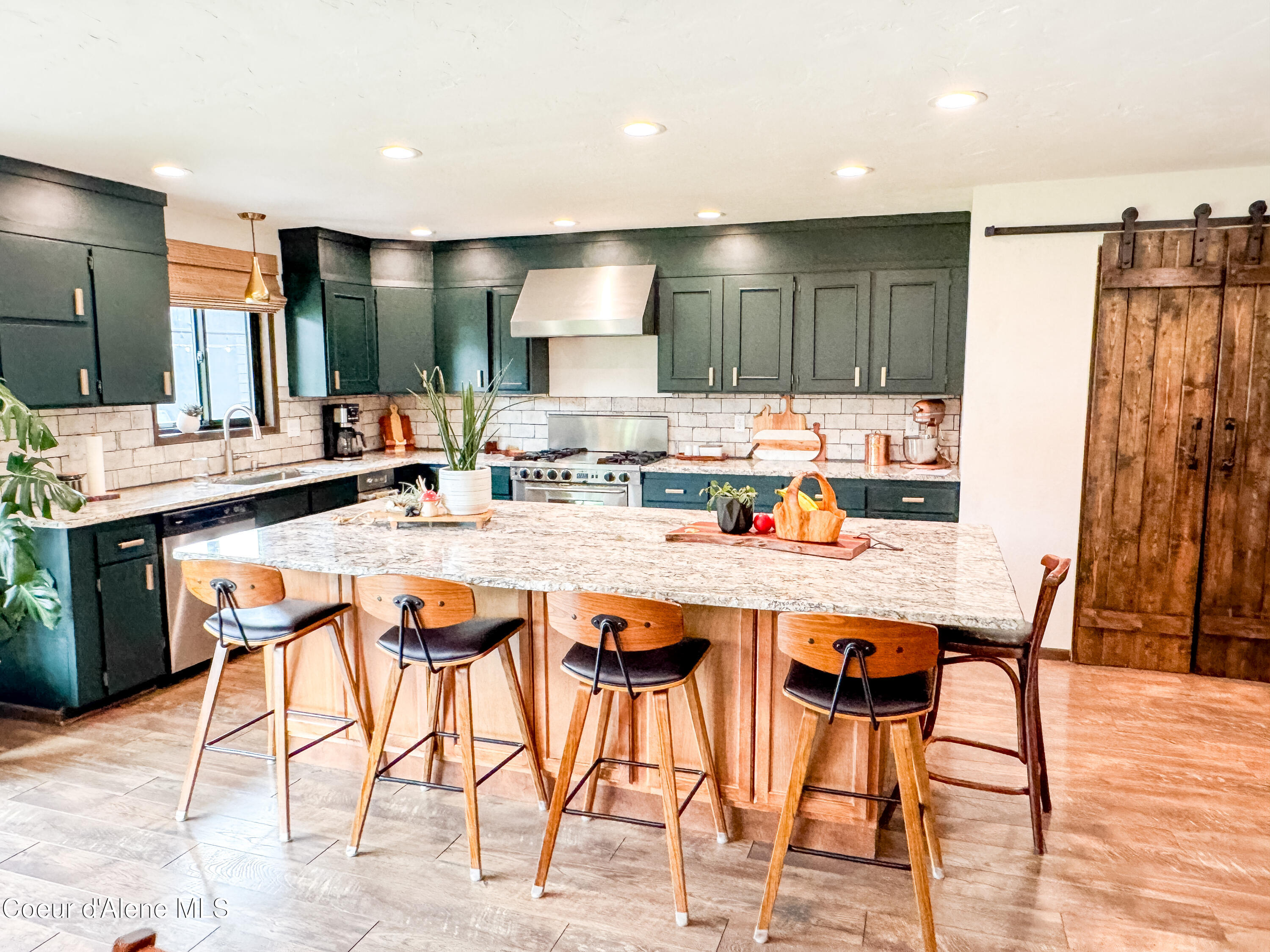 Hayden, Idaho 83835, United States, 4 Bedrooms Bedrooms, ,3 BathroomsBathrooms,Residential,Active,158034