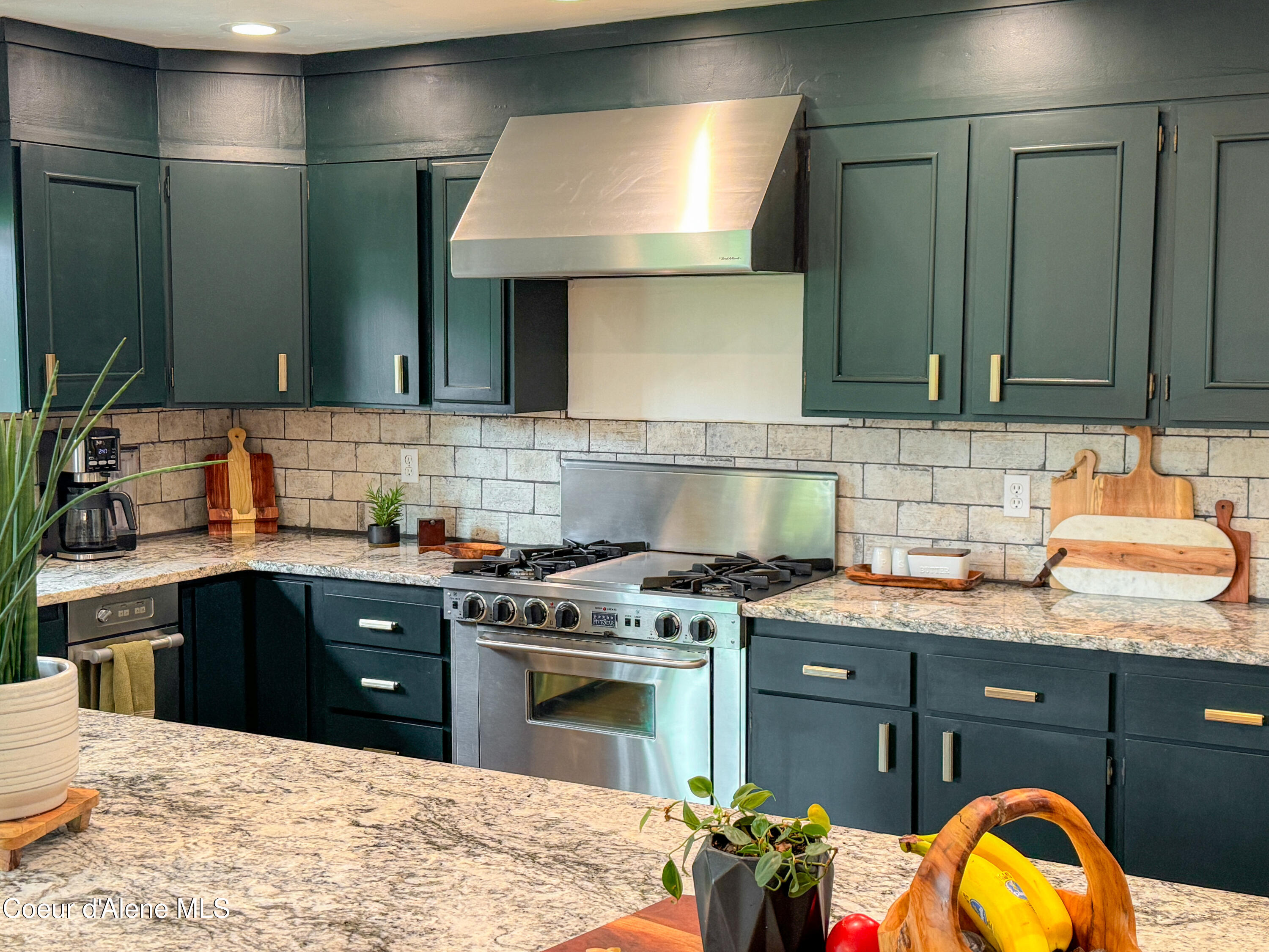 Hayden, Idaho 83835, United States, 4 Bedrooms Bedrooms, ,3 BathroomsBathrooms,Residential,Active,158034