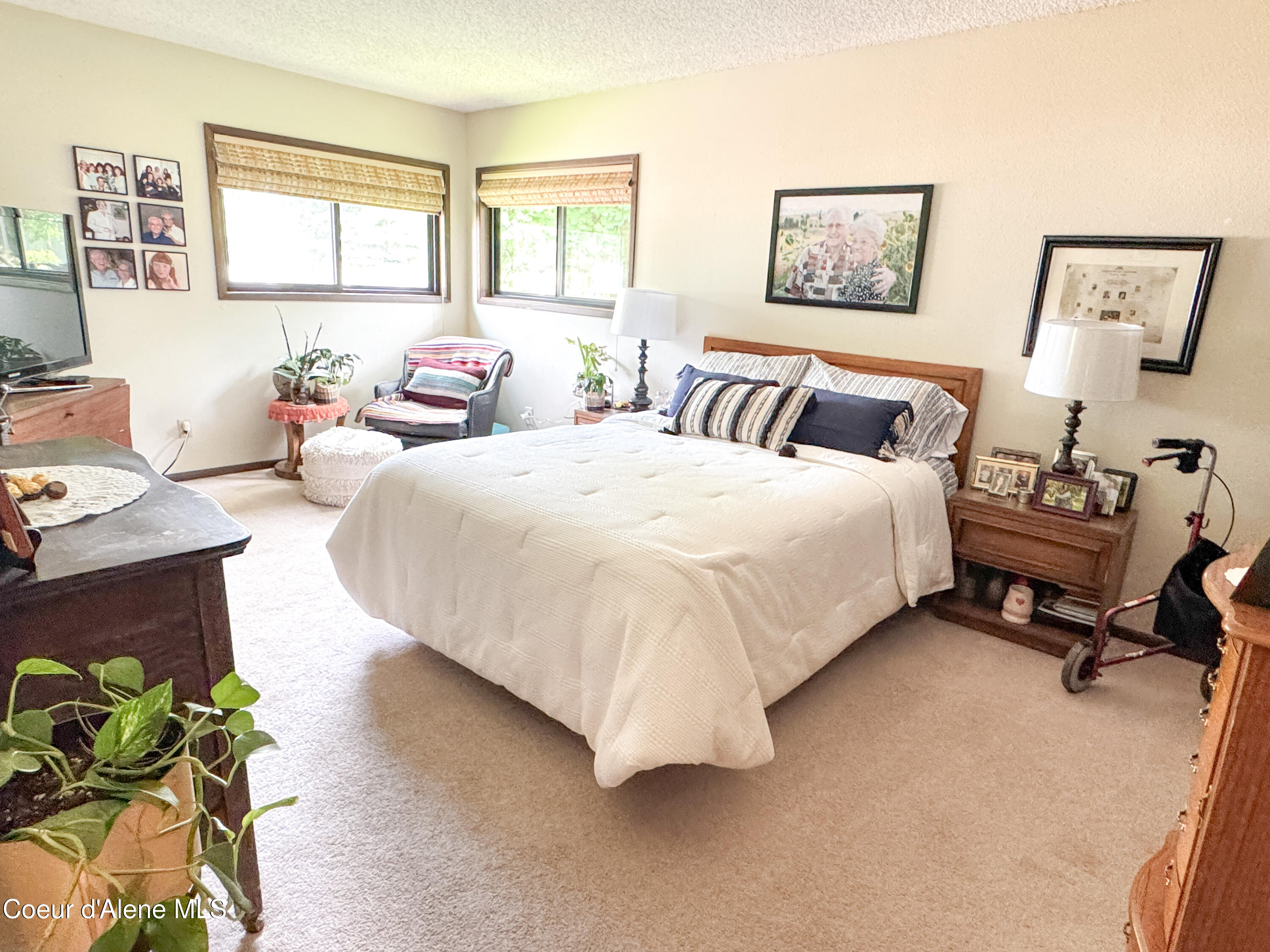 Hayden, Idaho 83835, United States, 4 Bedrooms Bedrooms, ,3 BathroomsBathrooms,Residential,Active,158034