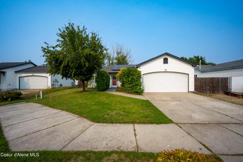 Photo of 2005 Blossom CT, Post Falls, ID 83854 (MLS # 26-8159)