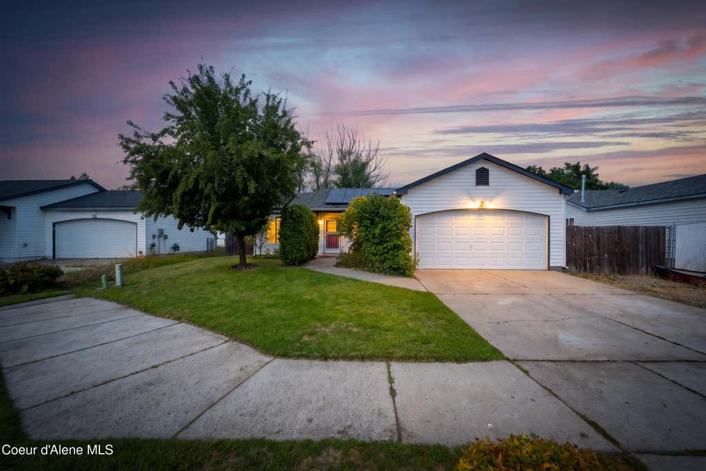 Photo of 2005 Blossom CT, Post Falls, ID 83854 (MLS # 26-8159)