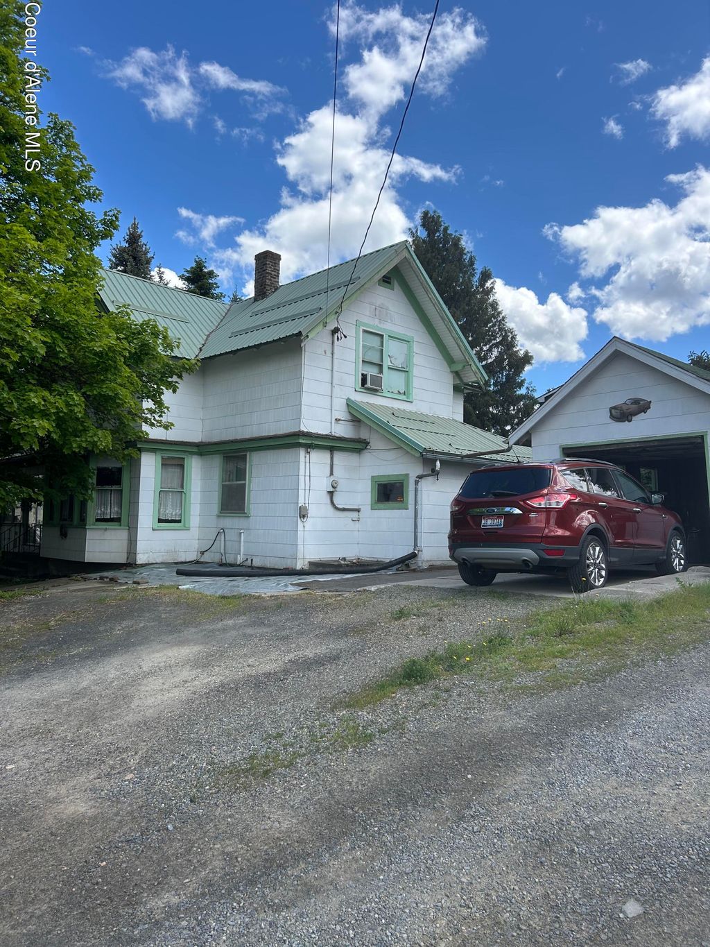Photo of 905 Jefferson AVE, St. Maries, ID 83861 (MLS # 26-5795)