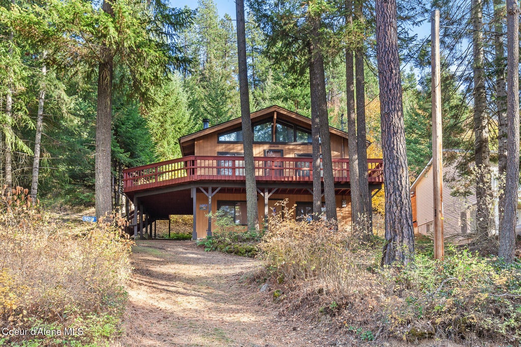 Photo of 942 Kidd Island Island, Coeur dAlene, ID 83814 (MLS # 26-10486)