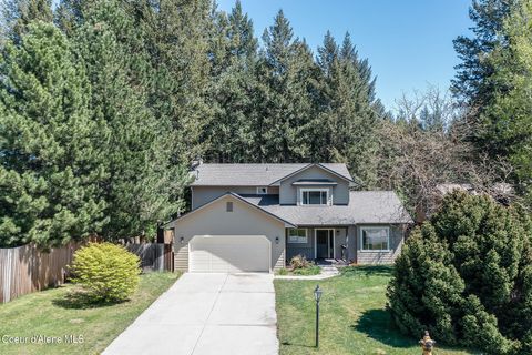 Single Family Residence in Sandpoint ID 425 Lincoln Ave.jpg