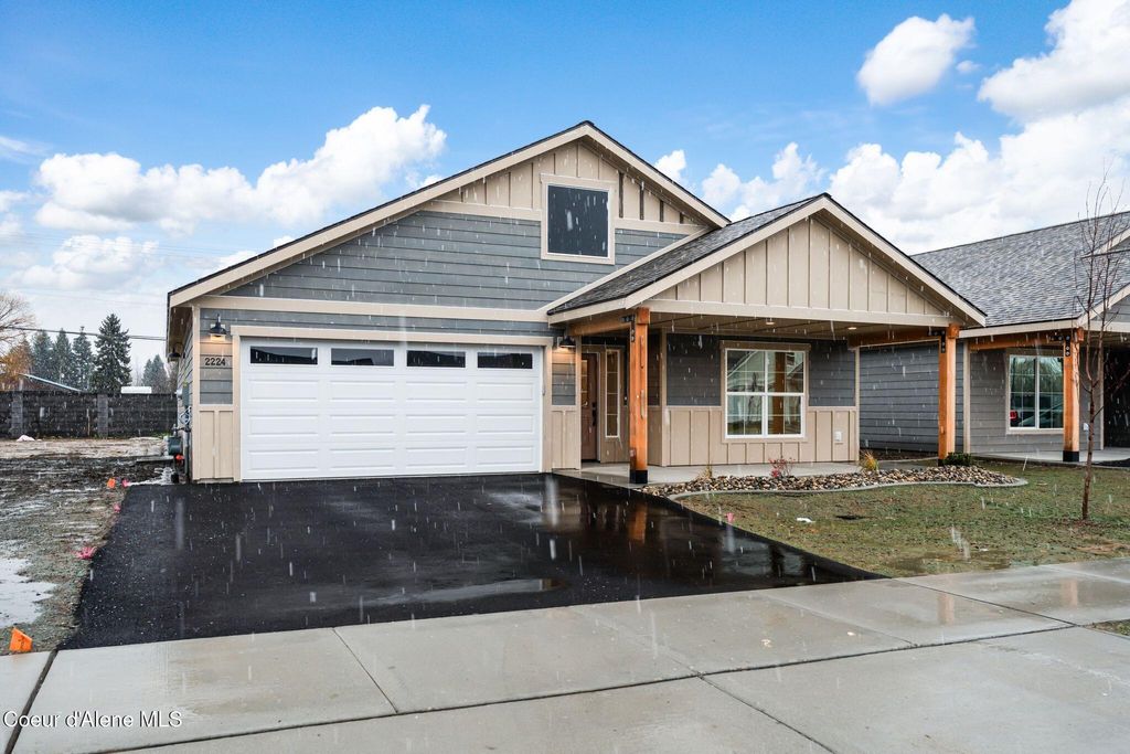 Photo of 2224 Maverick Ct, Sandpoint, ID 83864 (MLS # 26-179)
