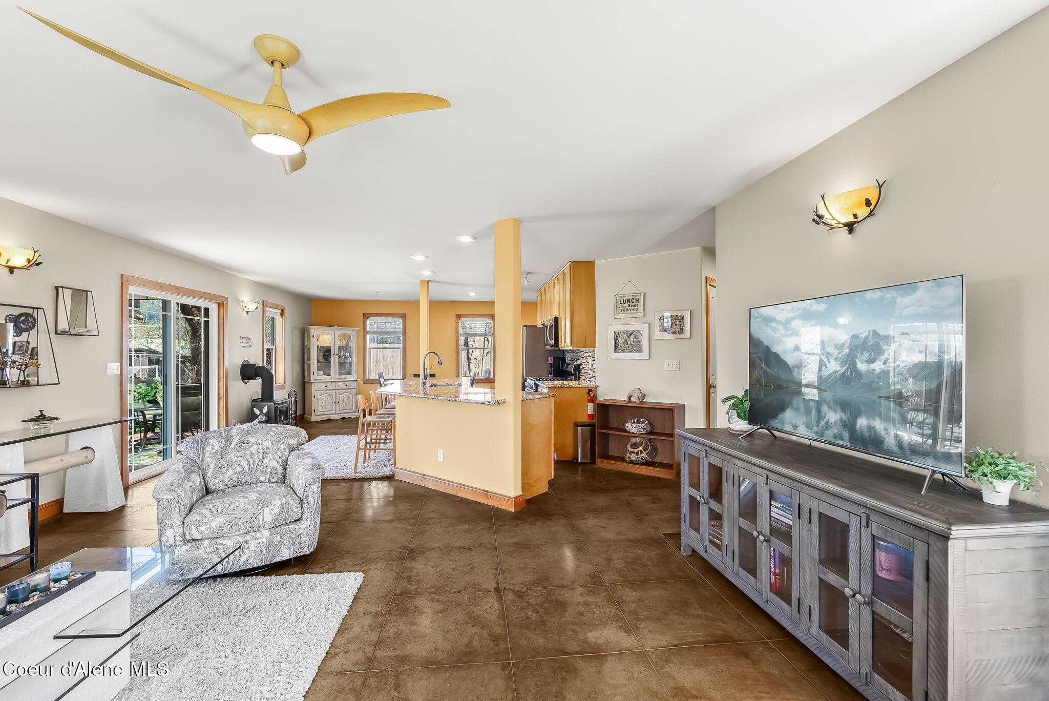 1306 Vineyard Dr, Sandpoint, Idaho image 8