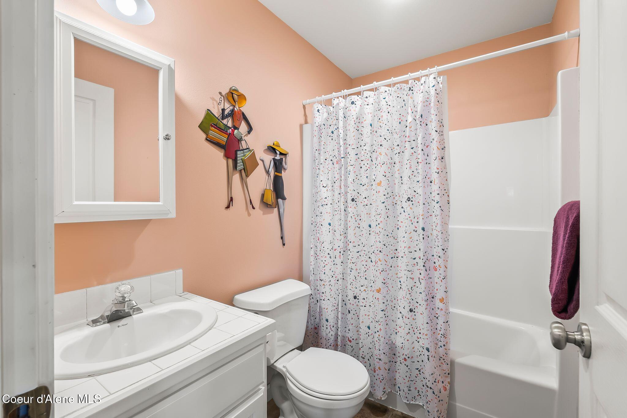 1306 Vineyard Dr, Sandpoint, Idaho image 25